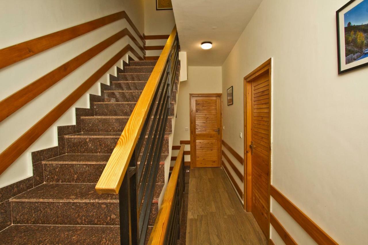 Lonchenpa B&B Manāli Εξωτερικό φωτογραφία